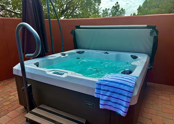 Unplug In The Red Rocks Pool Table Walk To Trails Holiday home *